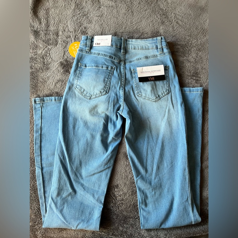 NWT Fashion Nova high rise flare jeans!